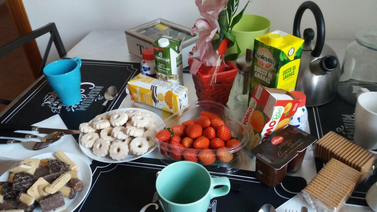 Le Mondine Hotel Molinella Eksteriør billede